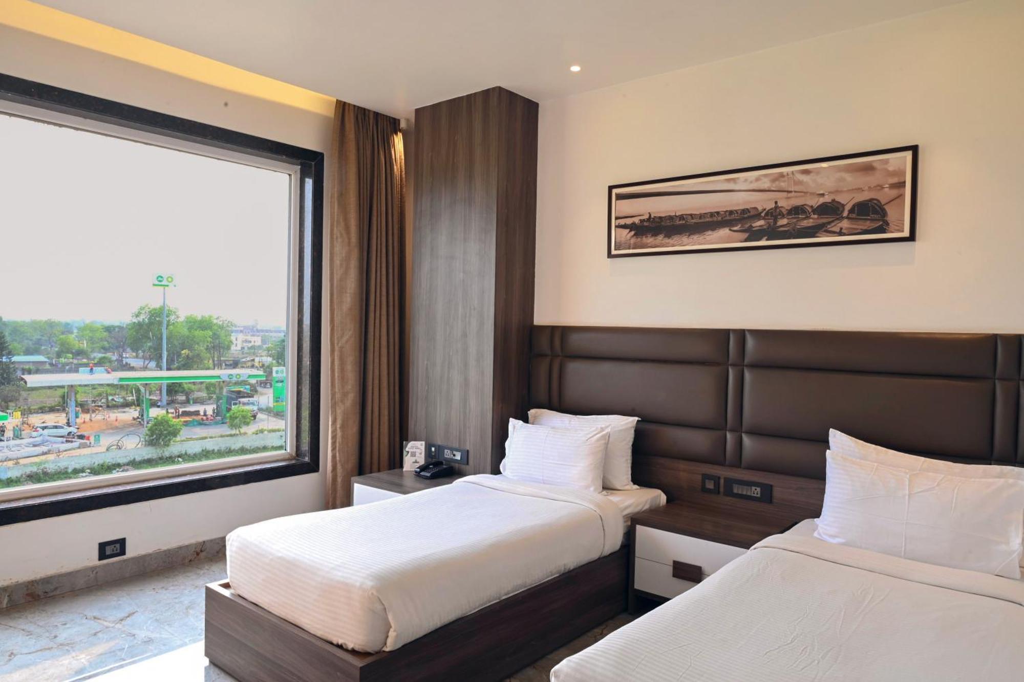טארפית Econest Hotel מראה חיצוני תמונה